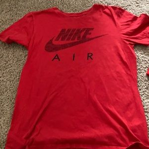 nike air red t-shirt